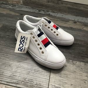 Tommy Hilfiger shoes 🤤🌸